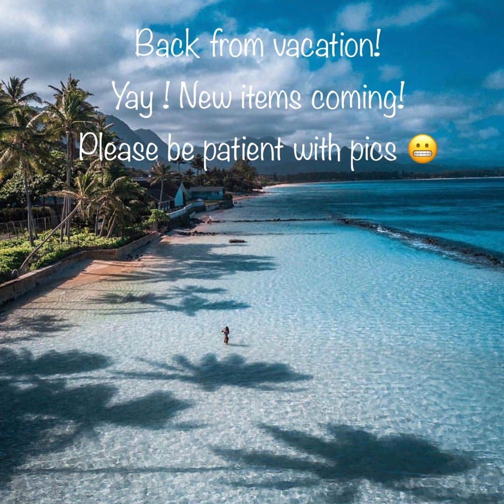 The closet is finally back! Under construction, so please bear with me :)🌸